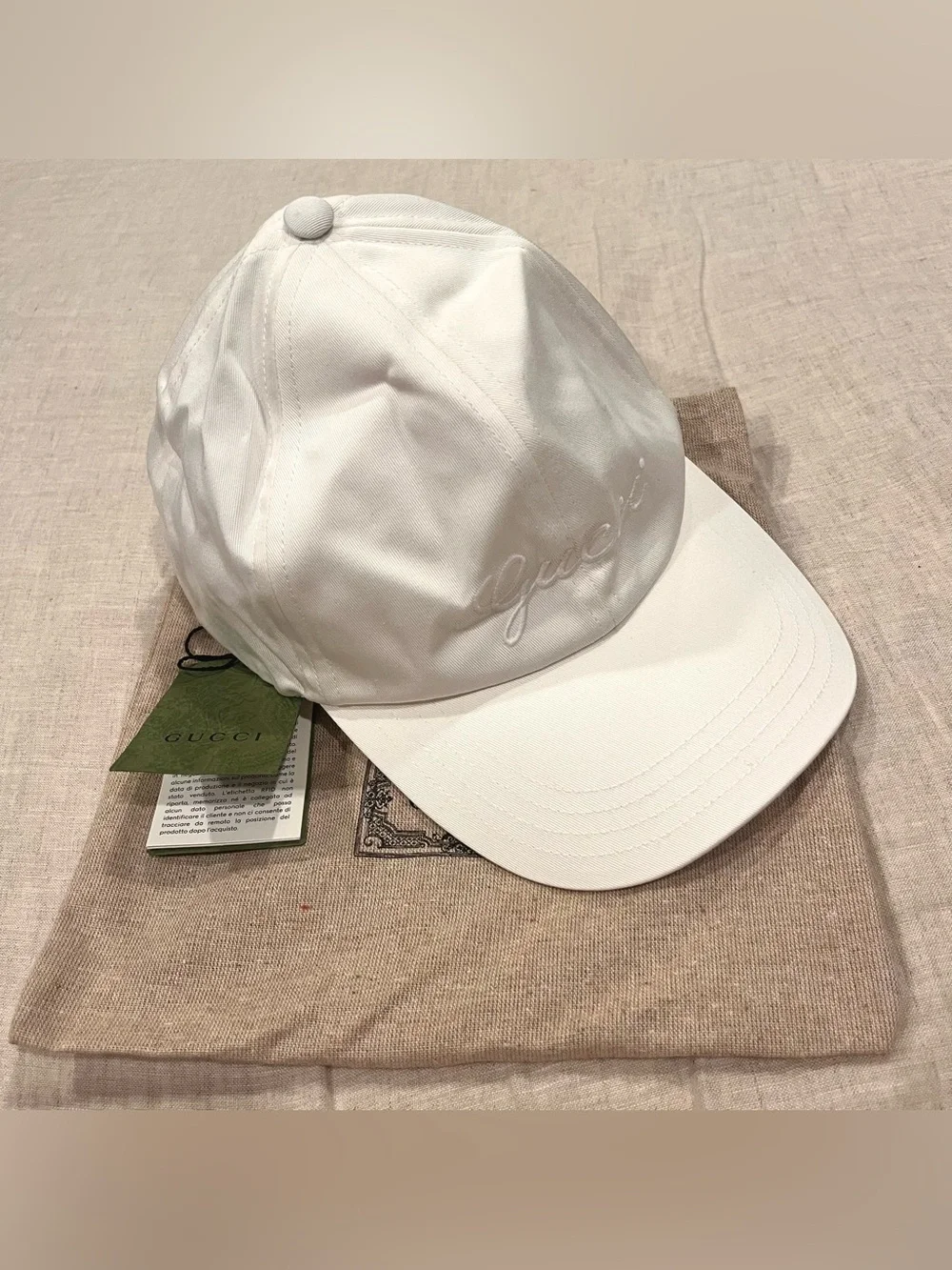 Gucci $590 Venice Embroidered Logo Baseball Cap